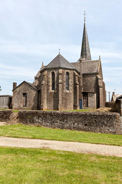 Église paroissiale Saint-Pierre-et-Saint-Paul du Housseau