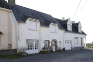 Rangée de maisons, 23, 25, 27 rue de la Crique