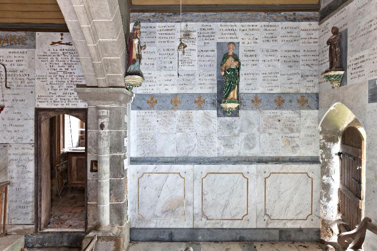 Monument aux morts, chapelle Saint-Trèche de Saint-Jean-sur-Mayenne