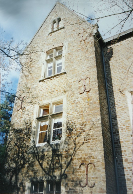 Presbytère, actuellement maison - 2 rue Creuse, Saint-Jean-sur-Erve