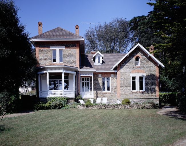 Maison de villégiature balnéaire dite San Pietro, 1 avenue des Grandes-Vallées