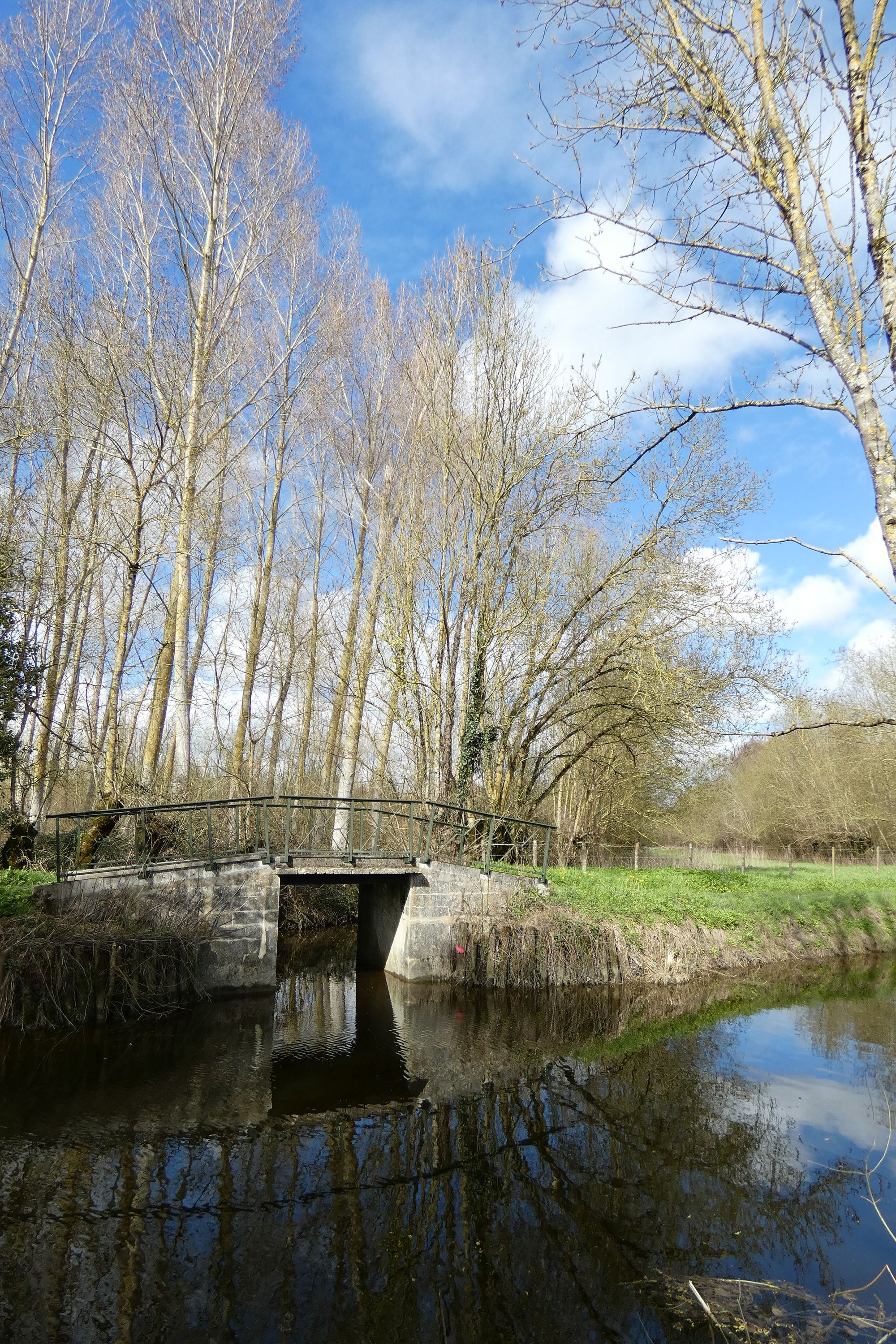 Canal dit la rigole d'Aziré