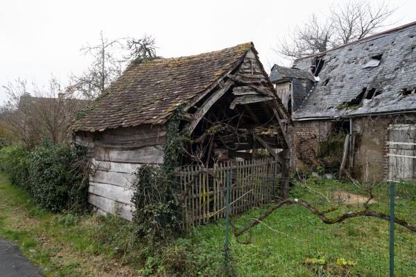 Villaines-sous-Lucé : présentation du village