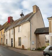 Auberge de l'Écu de Bretagne, puis maison de charité, école libre de filles, 10 Grande-Rue