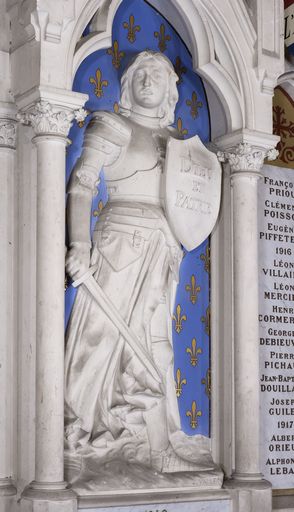 Monument aux morts, église paroissiale Notre-Dame de l'Assomption d'Aigrefeuille-sur-Maine