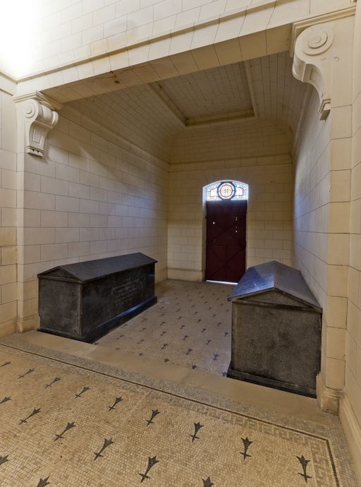 Chapelle funéraire de la famille d'Andigné - rue de l'Europe, Marigné-Peuton