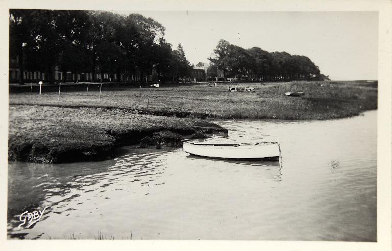 Port, quai Libert ; quai Chassagne ;  Sadi-Carnot ; quai Boulay-Paty ; quai Gautreau  ; quai Eole, Paimbœuf