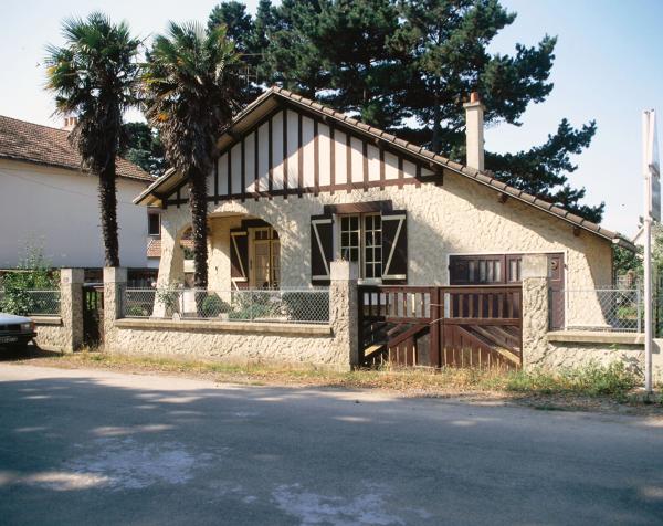 Maison de villégiature balnéaire, 14 allée du Béa