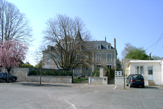 Maison de maître, dit château, place Robert-le-Fort