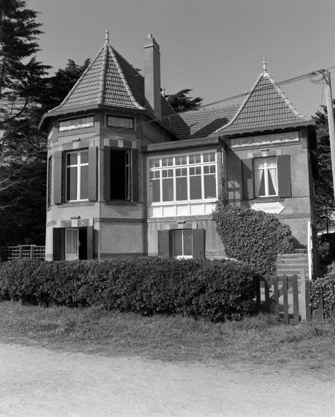 Maison de villégiature balnéaire dite les Brisants, 22 corniche de la Roche-Percée