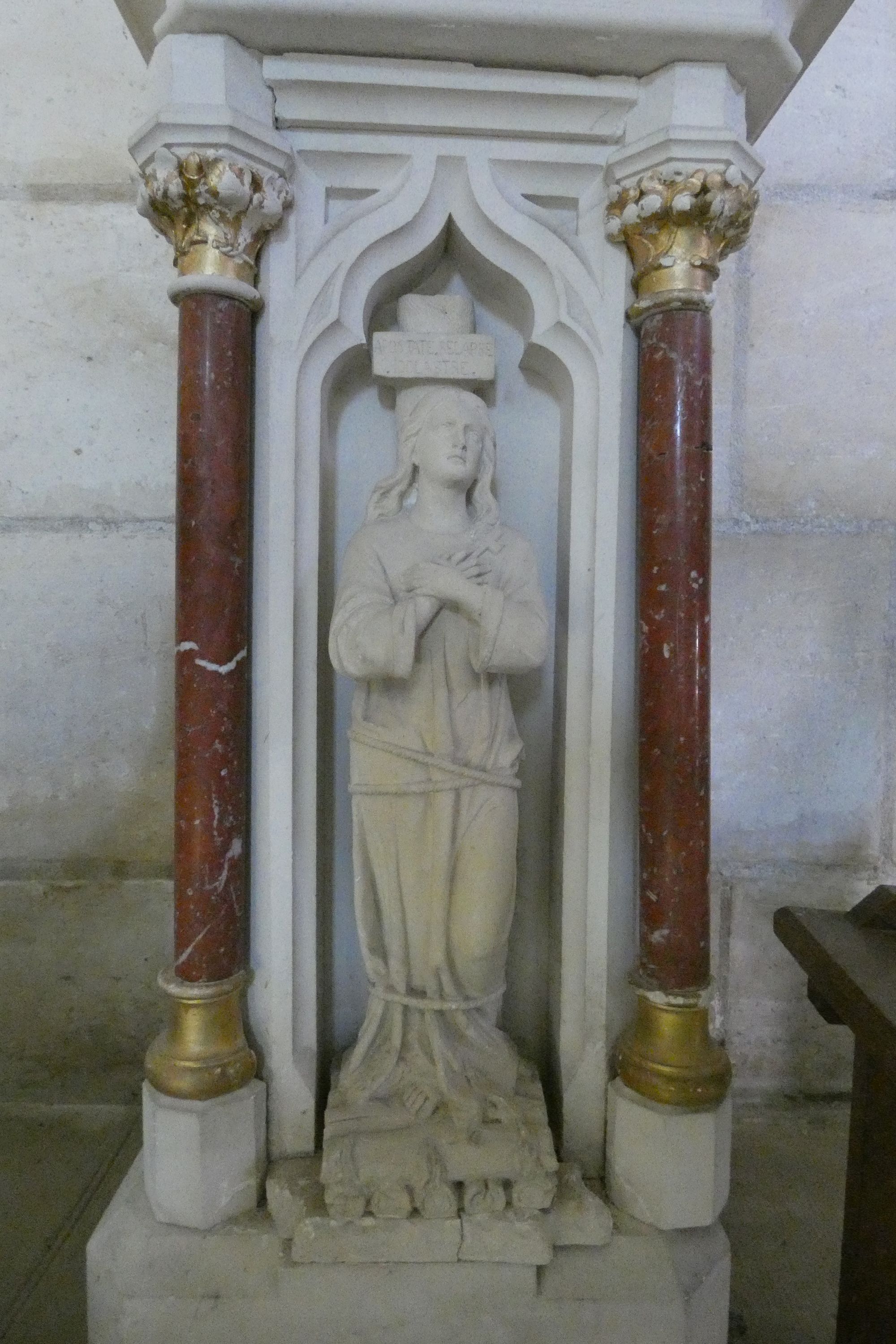 Statues et leurs socles (2) : Immaculée Conception et Jeanne d'Arc