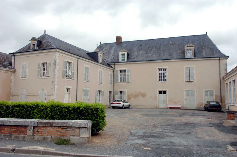 Maison dite La Grande Maison, école