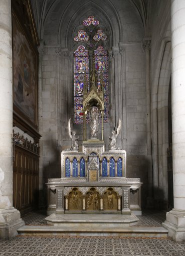 Autel, tabernacle, retable de la Vierge