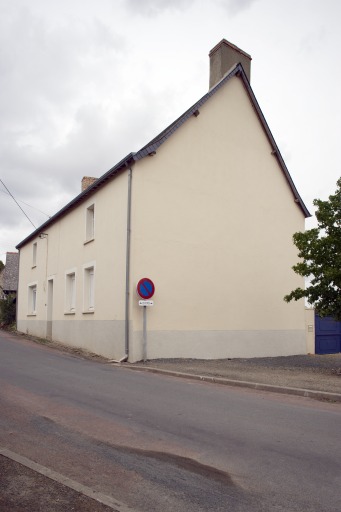 Maison - 3 route de Saint-Jean-sur-Erve, 1ère maison, Blandouet