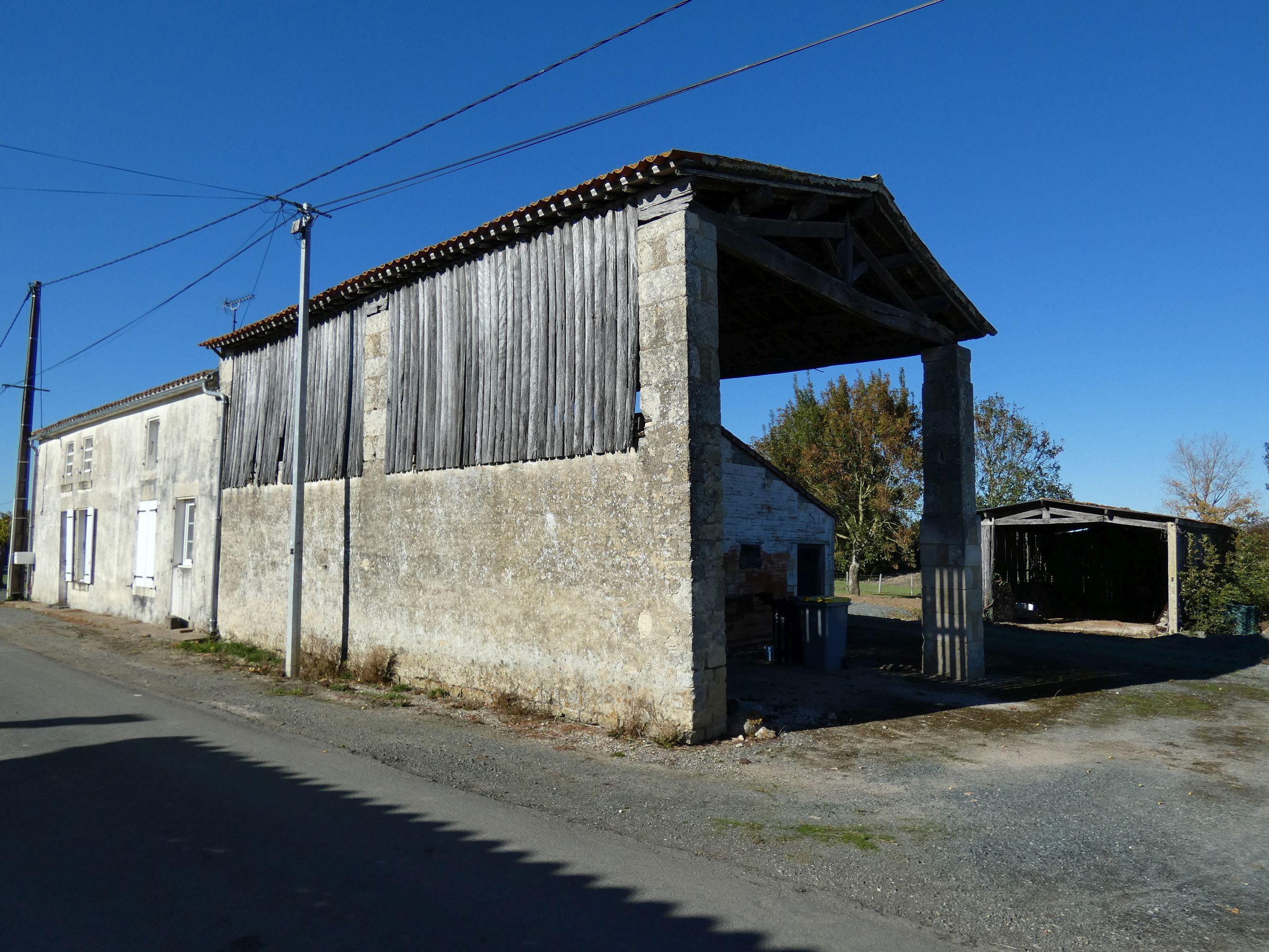 Ferme, actuellement maison, 24 Bois Charrie