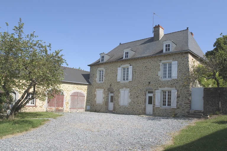 Ferme, puis maison de maître, les Rosiers