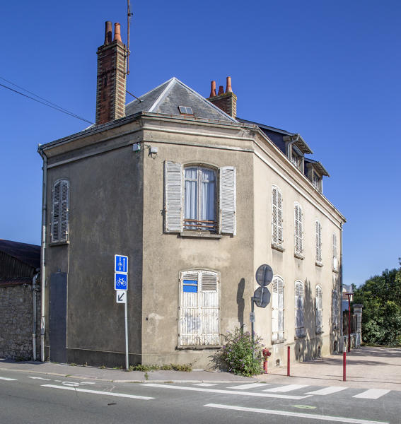 Maisons et immeubles du quartier Saint-Georges-du-Plain