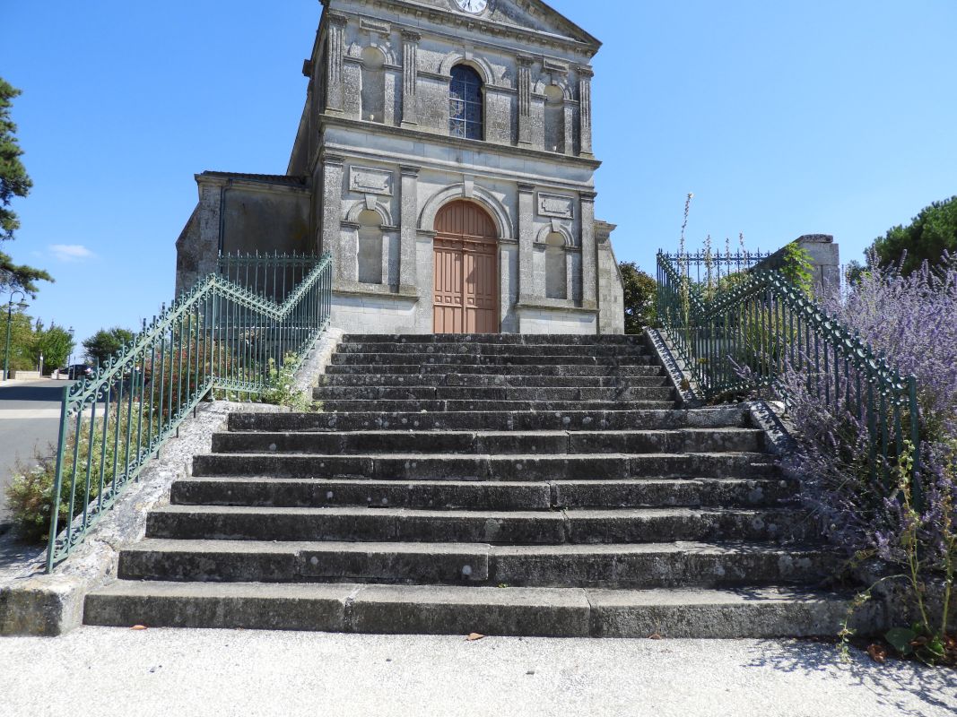 Eglise paroissiale Saint-Hilaire de L'Île-d'Elle