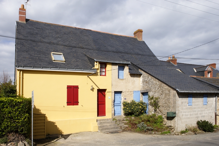 Maisons, 55, 57, 59 avenue des Noëlles