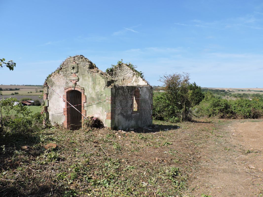 Belvédère dit la Villa des Raisins ; Fief de Lavault