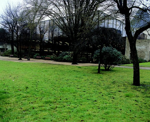 Abbaye Toussaint, actuellement bibliothèque municipale et musée David d'Angers