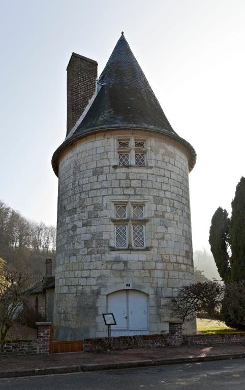 Ultime tour du château de Beaumont-Pied-de-Bœuf (disparu).