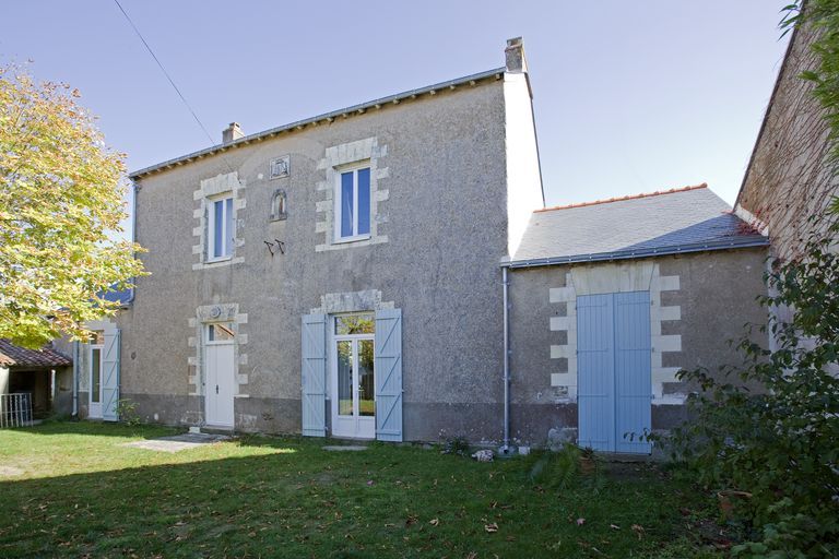 Ecole primaire Saint-Joseph actuellement maison, 6 rue Beauséjour