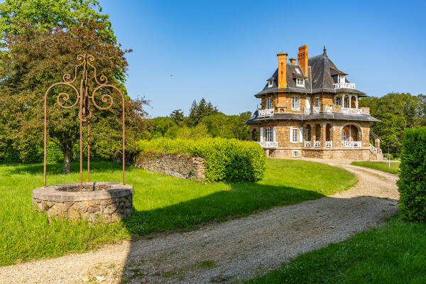 Demeure de villégiature dite cottage ou château