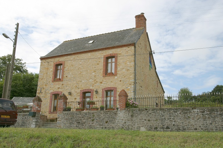 Maison - 3 rue du Petit-Hasard, anciennement le Pis-de-Chien, Saint-Jean-sur-Erve