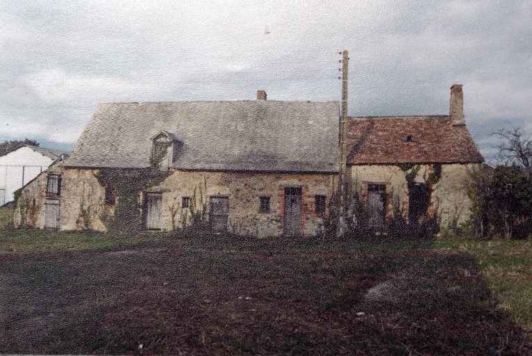 Ferme, puis écart, actuellement maison - la Chevalerie, Saulges