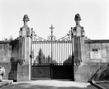 Cimetière de Vaufleury, rue de Paris, Laval