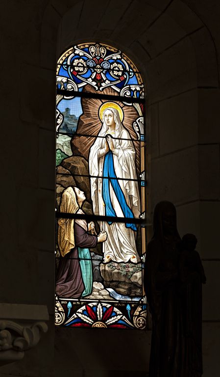 Ensemble de 3 verrières à personnage, de 4 verrières historiées et de 4 verrières décoratives - Église paroissiale Saint-Nazaire-et-Saint-Celse, Ruillé-en-Champagne