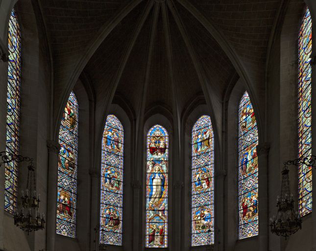 Ensemble de 5 verrières historiées et de 2 verrières décoratives : vie de la Vierge (baies 0 à 6) - Église paroissiale Notre-Dame-de-l'Assomption, Chailland