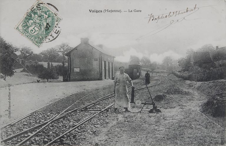 Gare de la compagnie des tramways de la Mayenne, puis maison, 6 rue de l'Ancienne-Gare