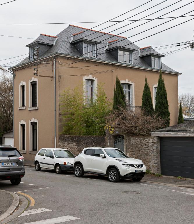 Maison, 64 rue Félix-Faure, Laval