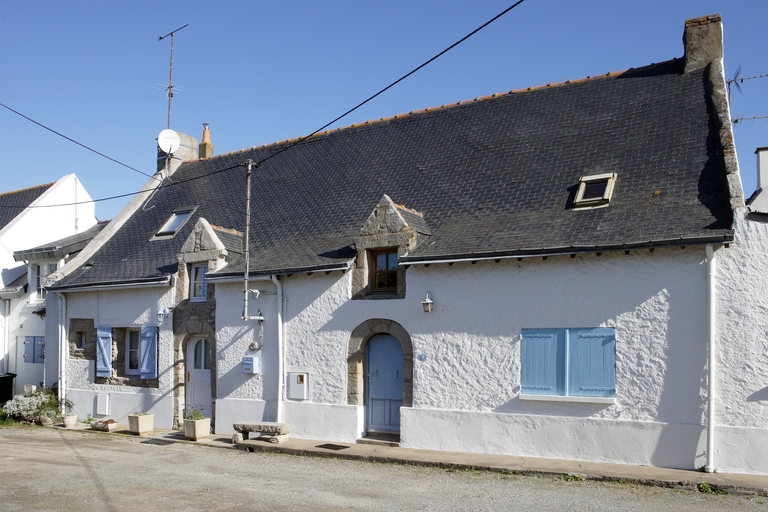 Rangée de maisons, 8, 10, 12 rue de la Fontaine