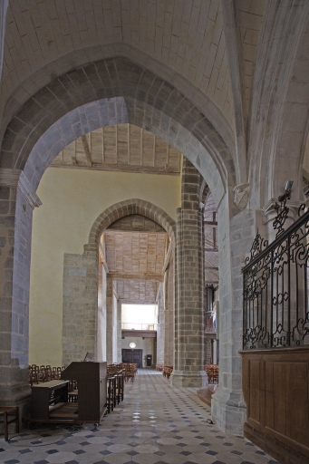 Église paroissiale Saint-Vénérand, rue du Pont-de-Mayenne, Laval