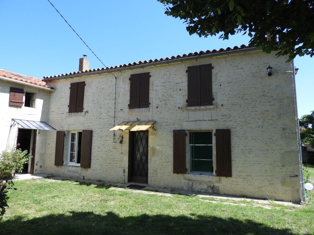 Ferme, actuellement maison, 46 rue du Maréchal-de-Lattre-de-Tassigny