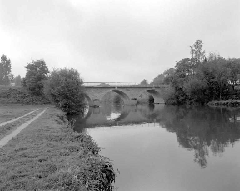 Pont de Saint-Baudelle