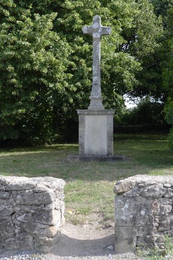 Croix de chemin, dite croix de Colveux