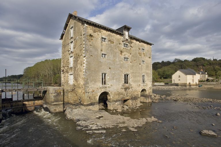 Moulin à farine, puis minoterie de la Roche