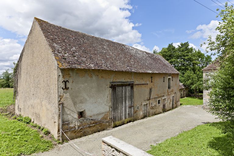 Moulin à farine de l'Etang, actuellement maison, Nogent-le-Bernard