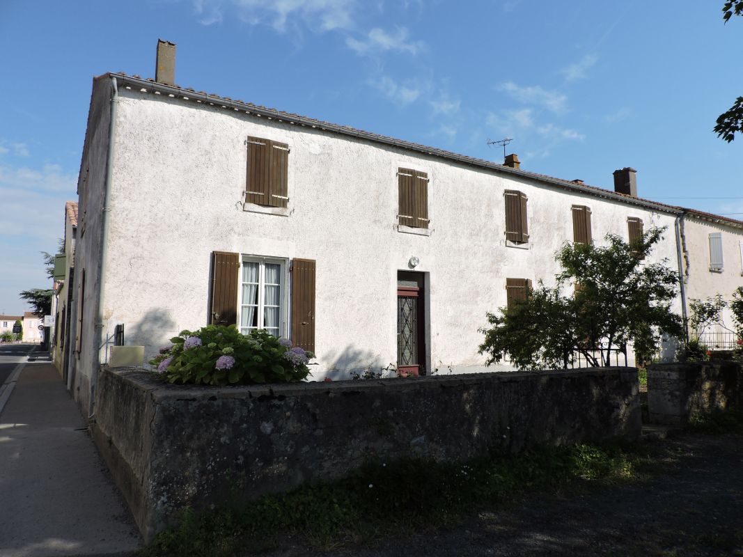 Ferme, actuellement maison, 61 rue Georges-Clemenceau