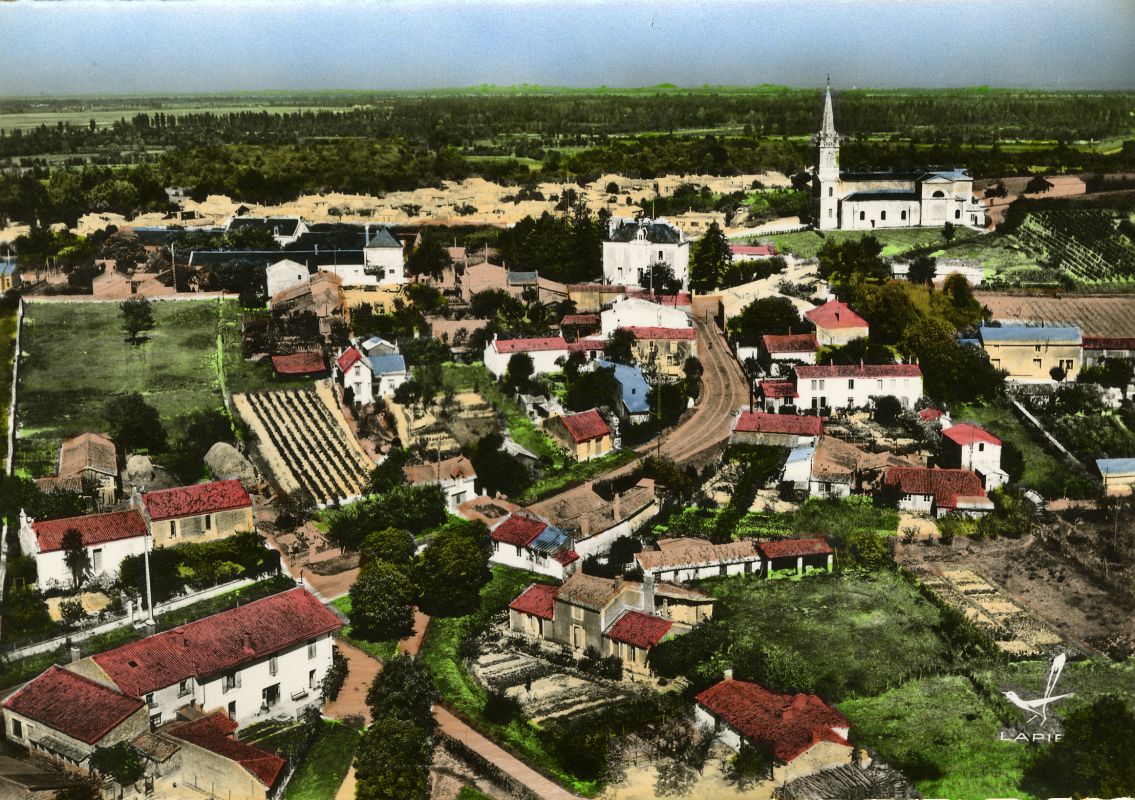 Bourg de L'Île-d'Elle