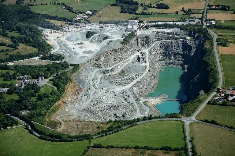 Les carrières à ciel ouvert