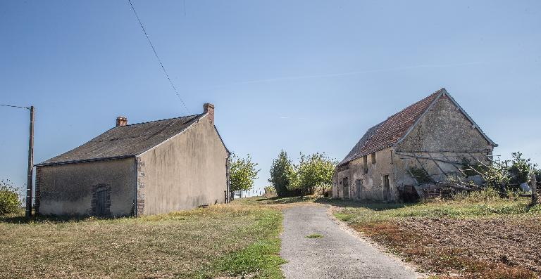 Ferme, le Tertre