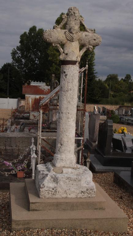 Cimetière à Jupilles