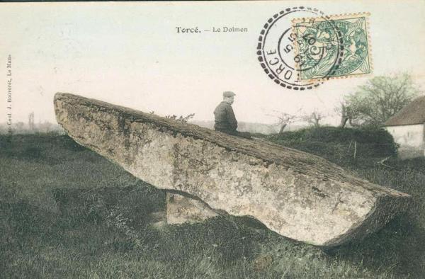 Mégalithe dit Dolmen de Torcé-en-Vallée