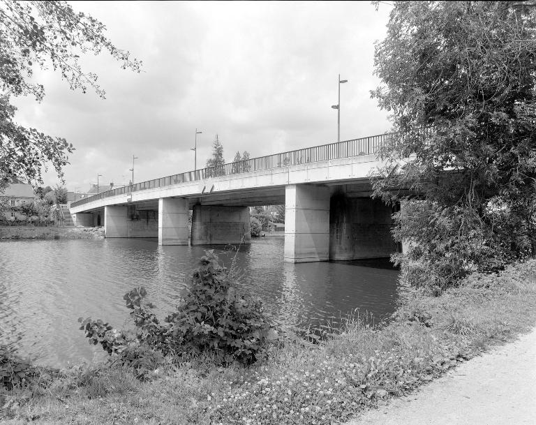 Pont de Changé