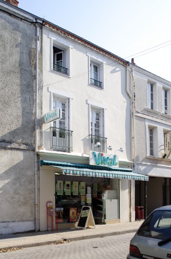 Îlot 5, rue du Général-De-Gaulle ; rue Pasteur ; quai Sadi-Carnot ; rue Eugène-Durand, Paimbœuf